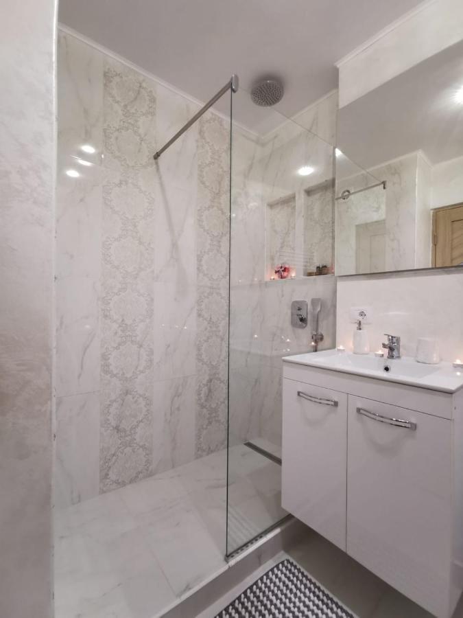Apartament Gold Luxury Tirgu Ocna Luaran gambar